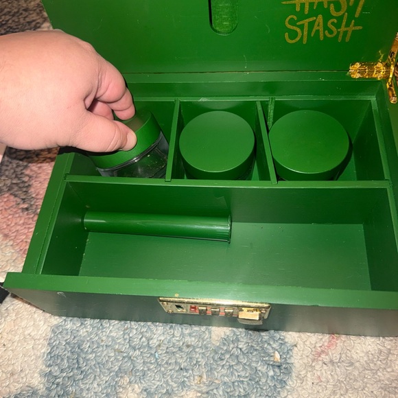 Green Locking Box - Picture 6 of 6
